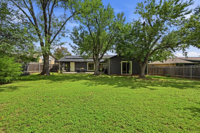 1605 Springer LN, Austin, TX 78758