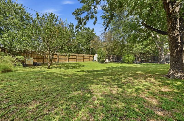 1605 Springer LN, Austin, TX 78758