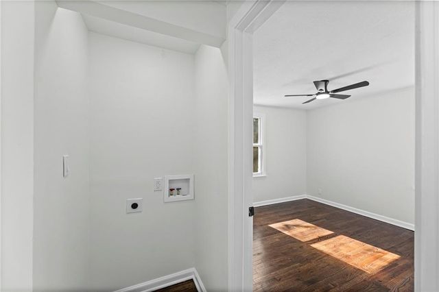 7718 Longwood Avenue, Kansas City, KS 66109