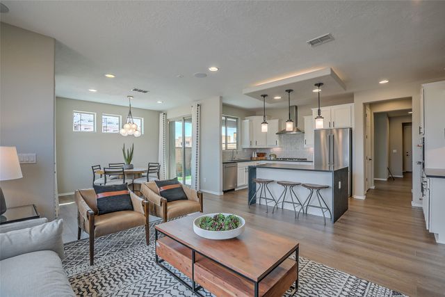 4630 Rail Runner Road, Santa Fe, NM 87507