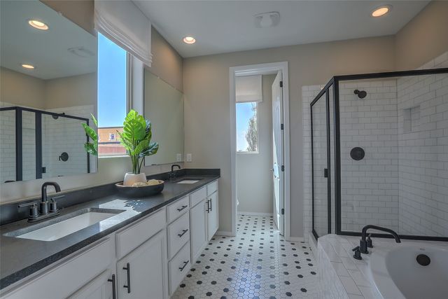 4630 Rail Runner Road, Santa Fe, NM 87507