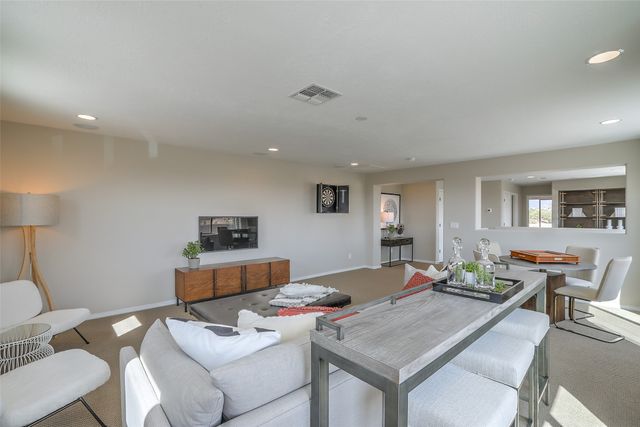 4630 Rail Runner Road, Santa Fe, NM 87507