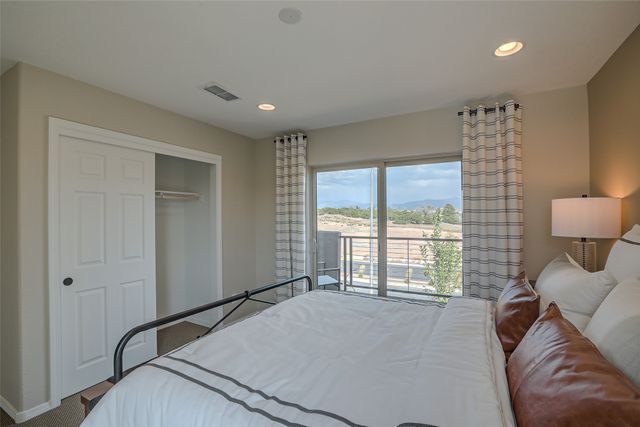 4630 Rail Runner Road, Santa Fe, NM 87507