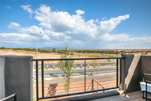 4630 Rail Runner Road, Santa Fe, NM 87507
