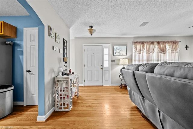 116 Winchester Road, Advance, NC 27006