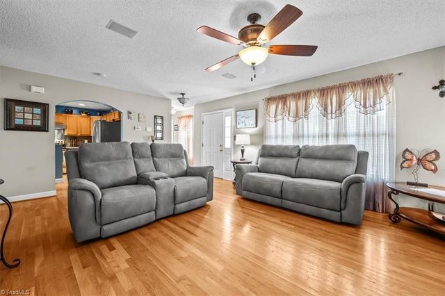 116 Winchester Road, Advance, NC 27006