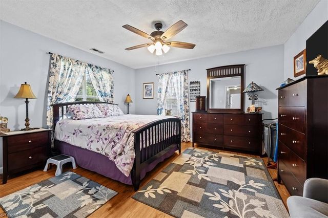 116 Winchester Road, Advance, NC 27006