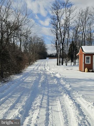 764 QUARRY RD, Bunker Hill, WV 25413