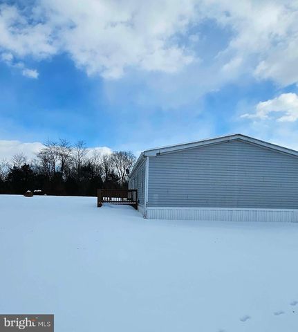 764 QUARRY RD, Bunker Hill, WV 25413