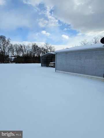 764 QUARRY RD, Bunker Hill, WV 25413