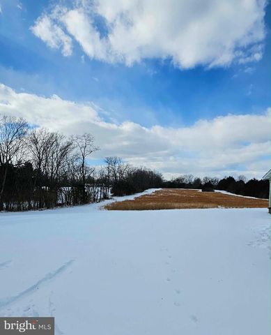 764 QUARRY RD, Bunker Hill, WV 25413