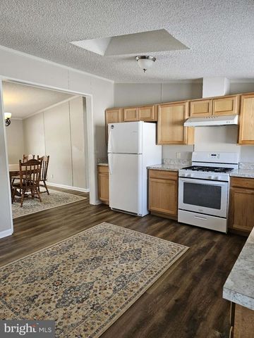 764 QUARRY RD, Bunker Hill, WV 25413