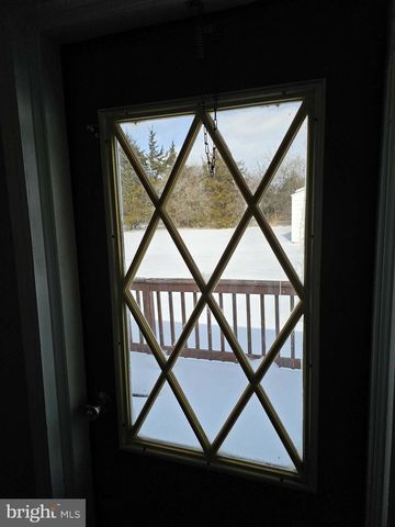 764 QUARRY RD, Bunker Hill, WV 25413