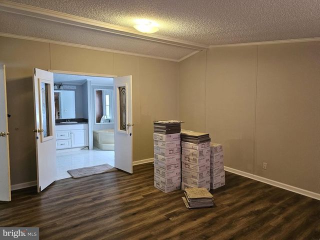 764 QUARRY RD, Bunker Hill, WV 25413