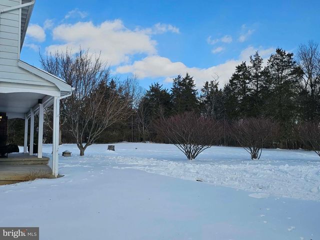 764 QUARRY RD, Bunker Hill, WV 25413