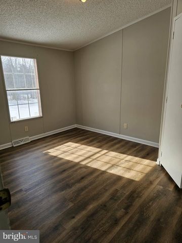 764 QUARRY RD, Bunker Hill, WV 25413