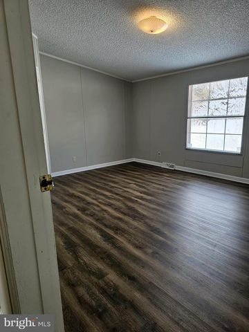 764 QUARRY RD, Bunker Hill, WV 25413