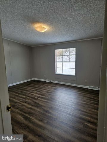 764 QUARRY RD, Bunker Hill, WV 25413