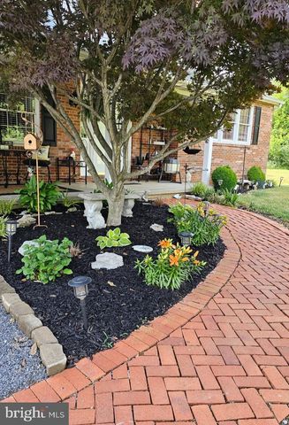 764 QUARRY RD, Bunker Hill, WV 25413