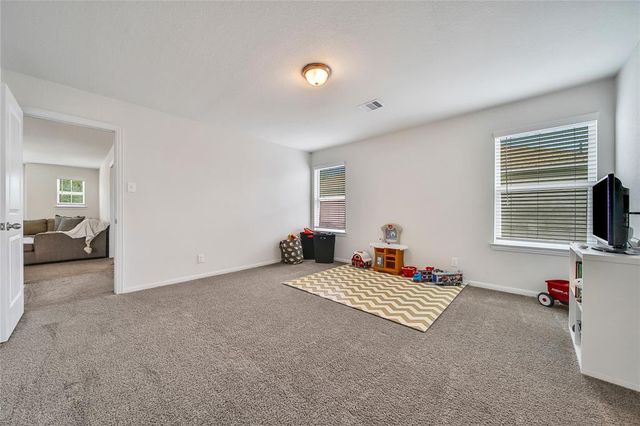 11012 32nd Avenue N, Texas City, TX 77591
