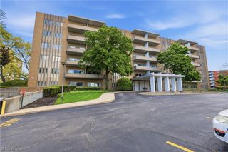 3167 Linden Road 201, Rocky River, OH 44116