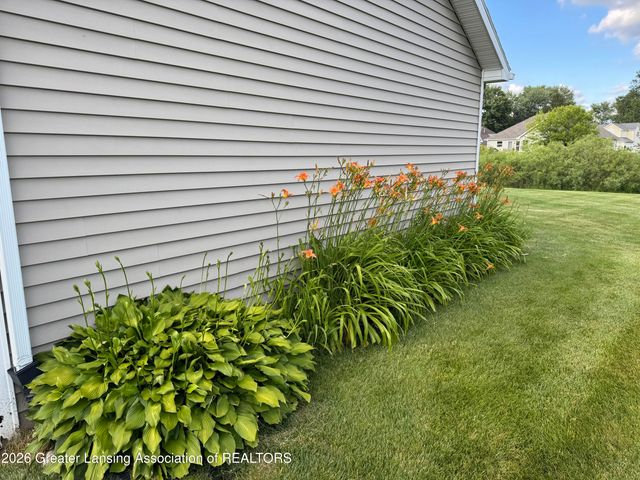 412 Coventry Lane, Mason, MI 48854