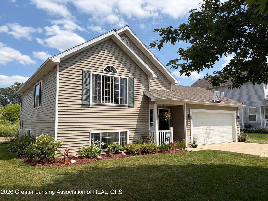 412 Coventry Lane, Mason, MI 48854