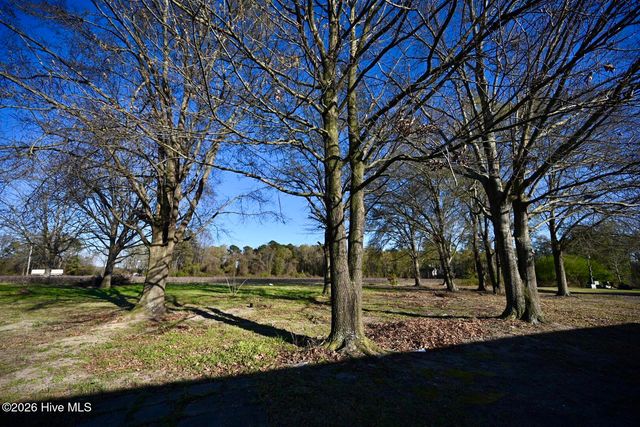 8773 Garland Highway, Clinton, NC 28328