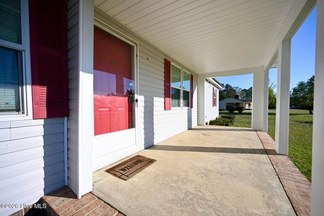 8773 Garland Highway, Clinton, NC 28328