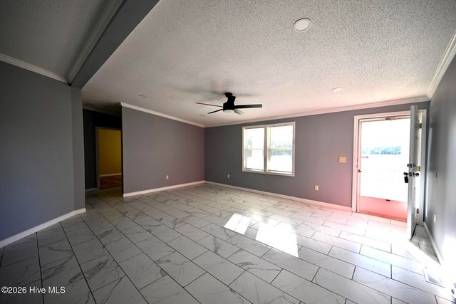 8773 Garland Highway, Clinton, NC 28328