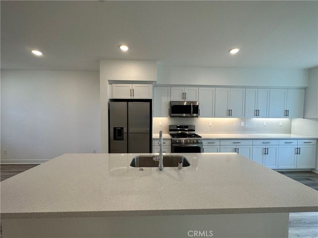 2317 W Broadway 33, Anaheim, CA 92804