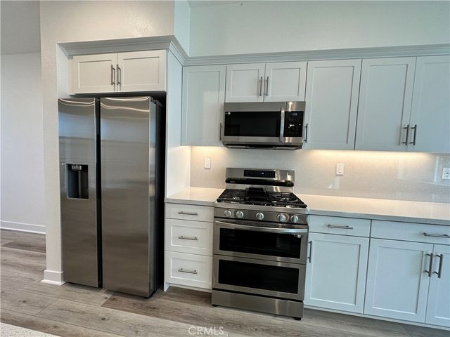 2317 W Broadway 33, Anaheim, CA 92804