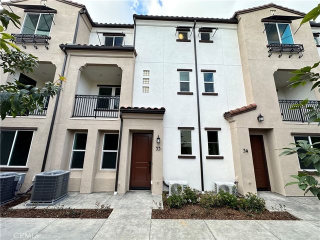 2317 W Broadway 33, Anaheim, CA 92804
