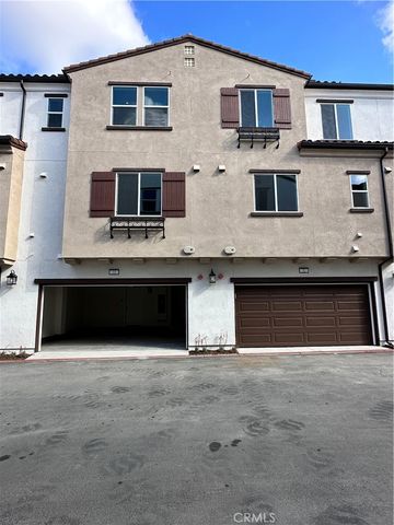 2317 W Broadway 33, Anaheim, CA 92804
