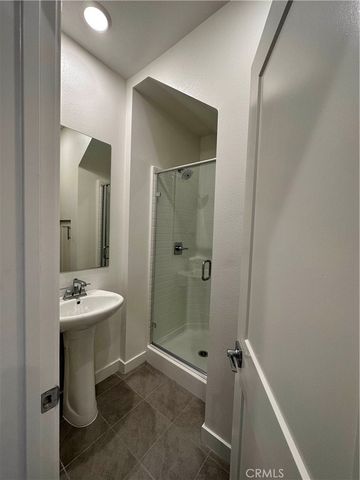 2317 W Broadway 33, Anaheim, CA 92804