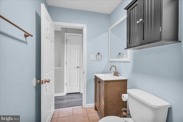 1328 S MOLE ST, Philadelphia, PA 19146