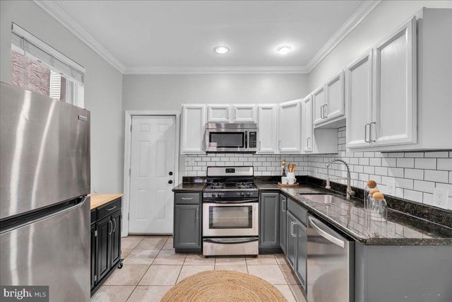 1328 S MOLE ST, Philadelphia, PA 19146