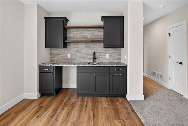 906 Travis Larson Court, Waunakee, WI 53597