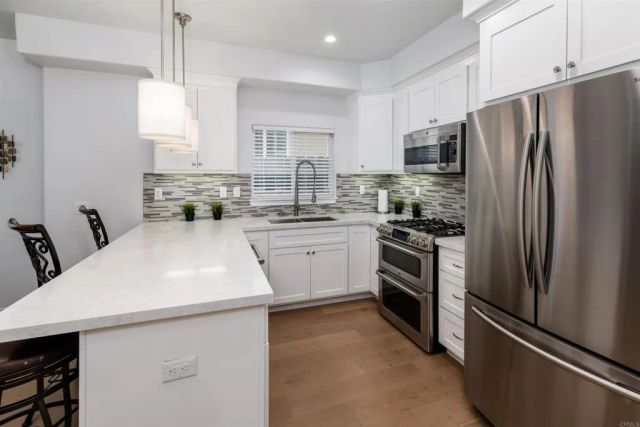 4057 Lamont Street, San Diego, CA 92109