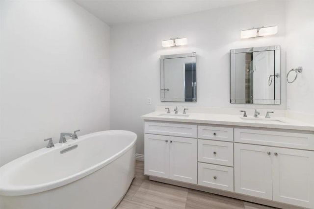 4057 Lamont Street, San Diego, CA 92109