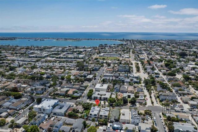 4057 Lamont Street, San Diego, CA 92109