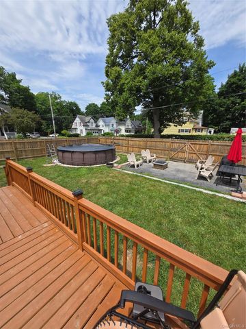38 Kelsey Road, Poughkeepsie, NY 12601