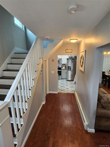 38 Kelsey Road, Poughkeepsie, NY 12601