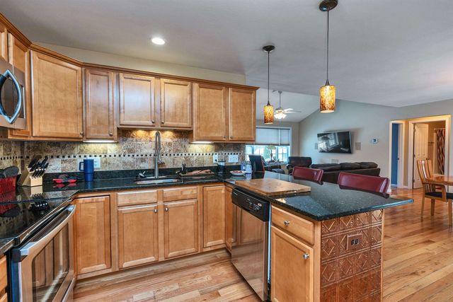 57 Baldwin Street, Nashua, NH 03064