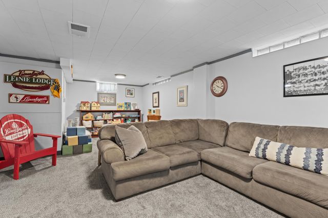 210 11th Avenue NE, Rochester, MN 55906