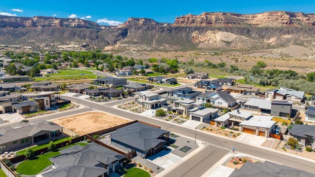 2181 Mescalero Avenue, Grand Junction, CO 81507