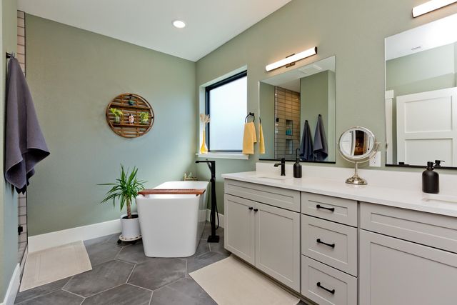 2181 Mescalero Avenue, Grand Junction, CO 81507