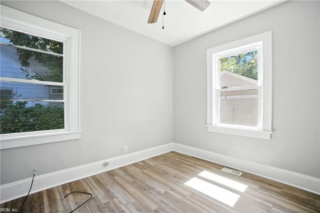 407 W Little Creek RD, Norfolk, VA 23505