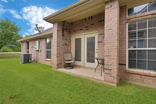 501 S Old Betsy Road 7, Keene, TX 76059