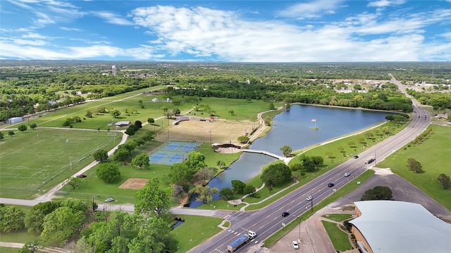 501 S Old Betsy Road 7, Keene, TX 76059